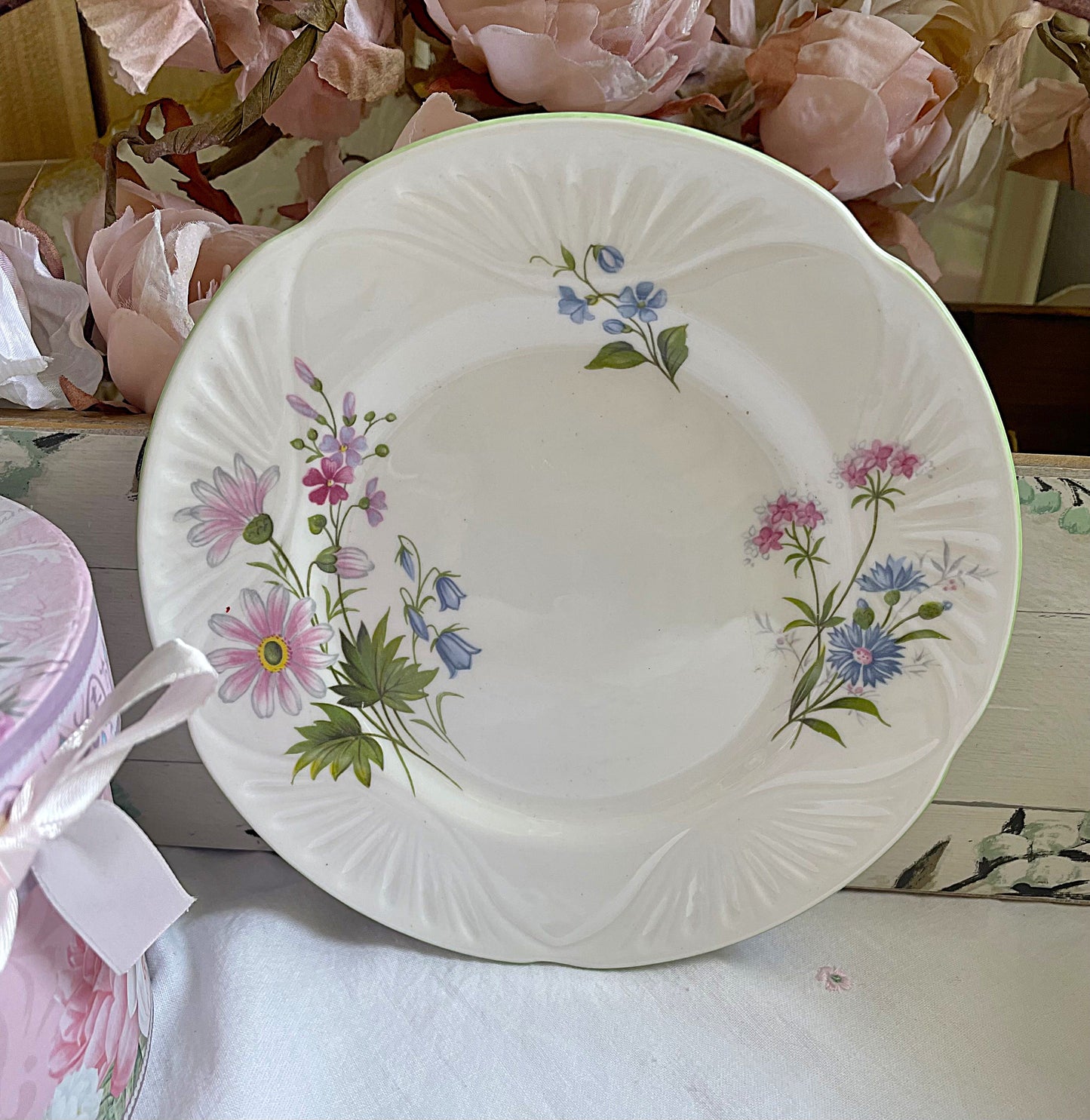 Vintage Dainty Wild Flowers Teacup, Saucer and Tea Plate Trio