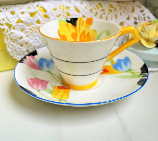 Tulip Paragon Hand Painted Art Deco Coffee Cup Trio